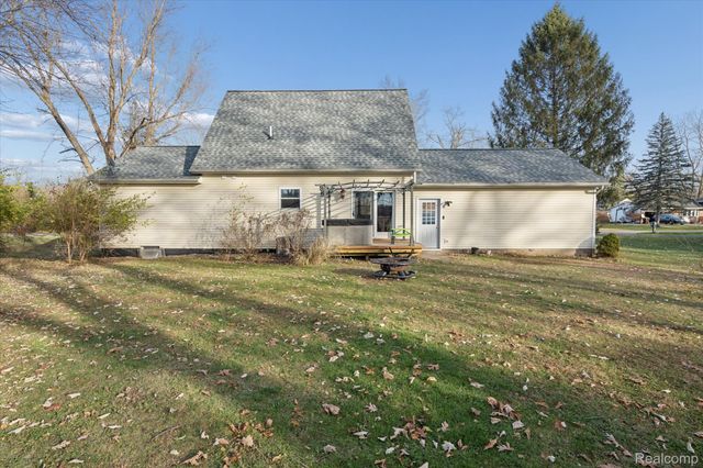 6974 Surrey Lane, Jackson, MI 49201