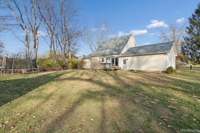 6974 Surrey Lane, Jackson, MI 49201