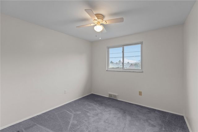 26 Edinburg Drive, Penn Hills, PA 15235