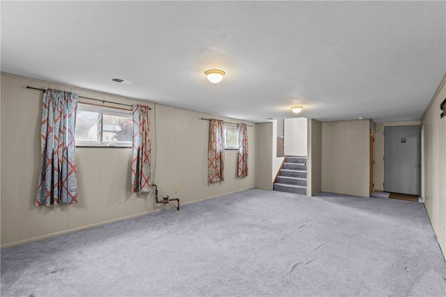 26 Edinburg Drive, Penn Hills, PA 15235