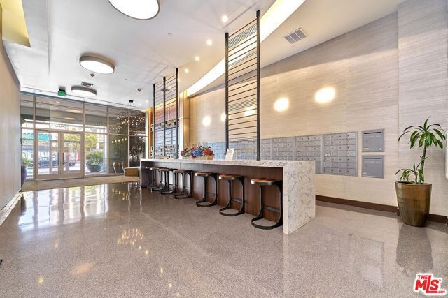 3810 Wilshire Boulevard 408, Los Angeles, CA 90010