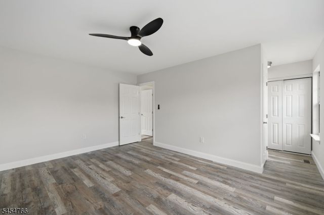 162 Mcnair Ct, Franklin Twp., NJ 08873