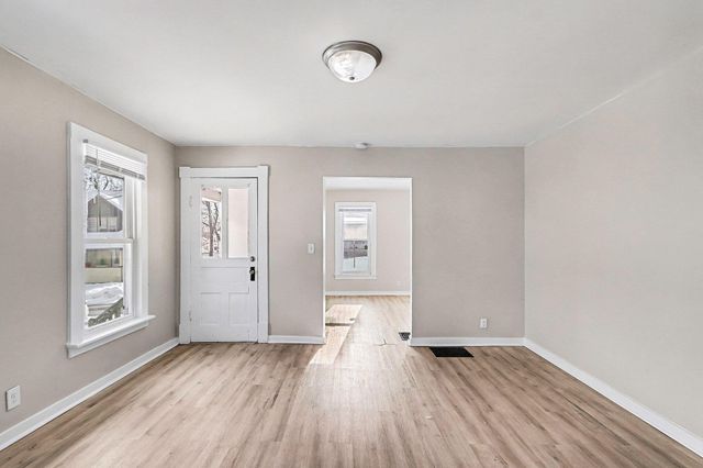 1302 Ogden Ave, Kalamazoo City, MI 49006