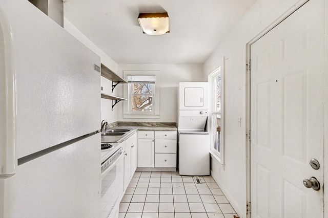 1302 Ogden Ave, Kalamazoo City, MI 49006