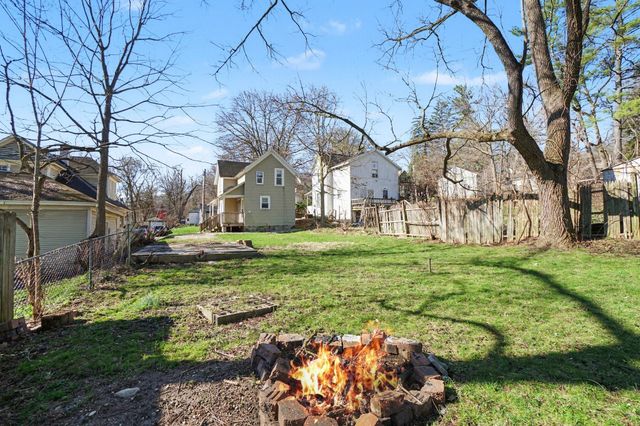 1302 Ogden Ave, Kalamazoo City, MI 49006