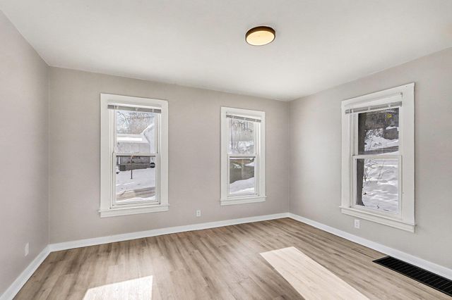 1302 Ogden Ave, Kalamazoo City, MI 49006