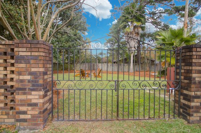 8 Corsica Court, Hanahan, SC 29410