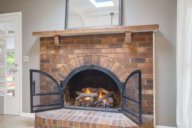 8 Corsica Court, Hanahan, SC 29410