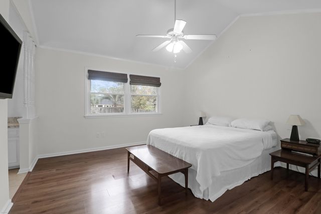 8 Corsica Court, Hanahan, SC 29410