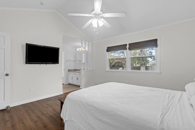 8 Corsica Court, Hanahan, SC 29410