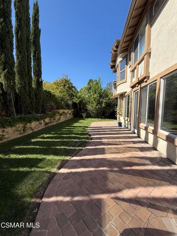 1596 Blue Canyon Street, Newbury Park, CA 91320