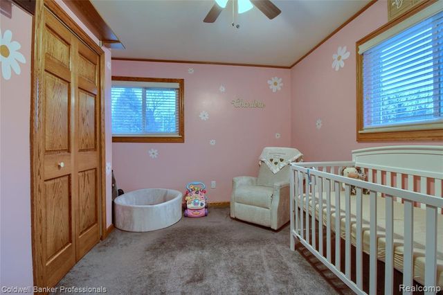 2306 Middlefield Court, Trenton, MI 48183