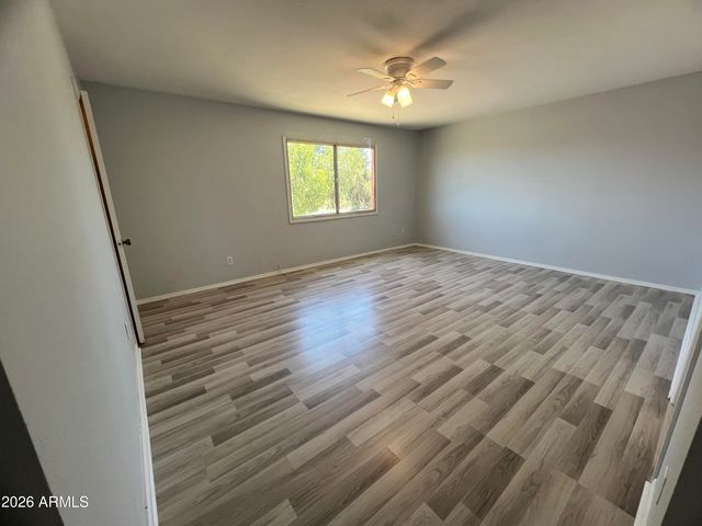 4745 W NORTHERN Avenue, Glendale, AZ 85301
