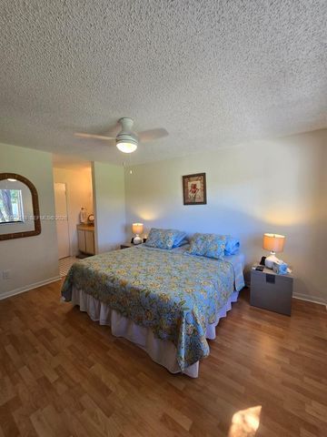 5 Rogart Cir 5, Boynton Beach, FL 33426