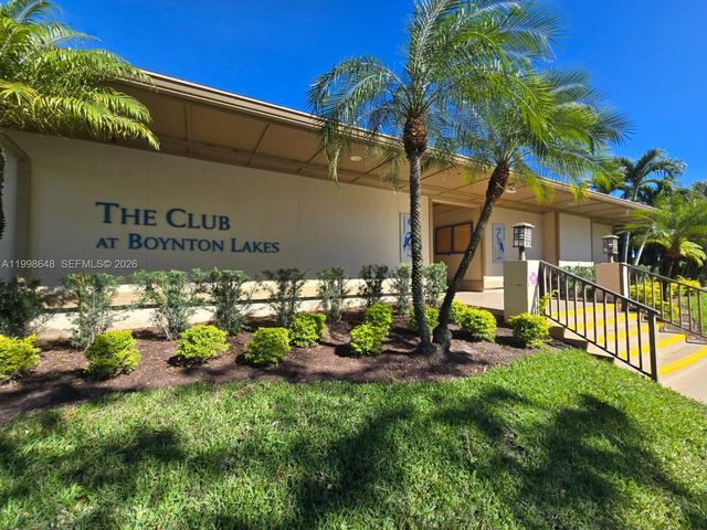 5 Rogart Cir 5, Boynton Beach, FL 33426