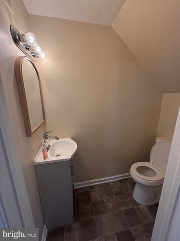 313 AVON CT, Winchester, VA 22601
