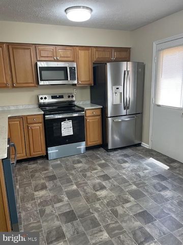 313 AVON CT, Winchester, VA 22601