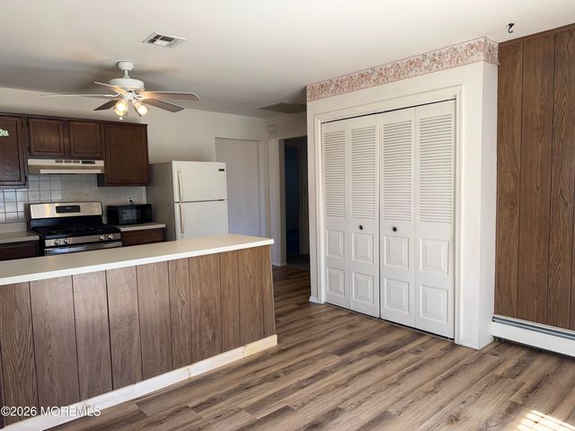 1 Claremont Street, Toms River, NJ 08757