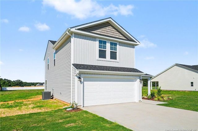 102 Baxley Drive, Dunn, NC 28334