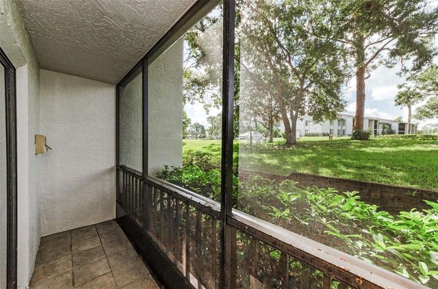 2575 PINE RIDGE WAY S E1, Palm Harbor, FL 34684
