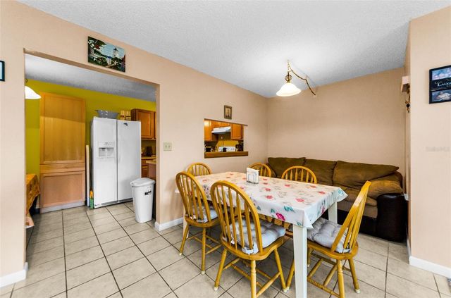 2575 PINE RIDGE WAY S E1, Palm Harbor, FL 34684