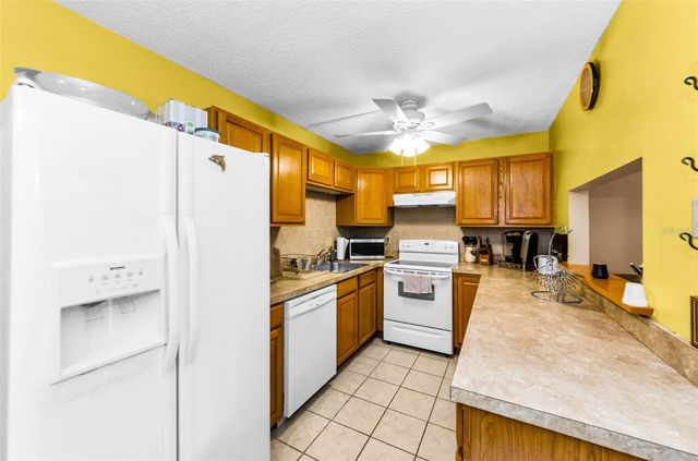 2575 PINE RIDGE WAY S E1, Palm Harbor, FL 34684