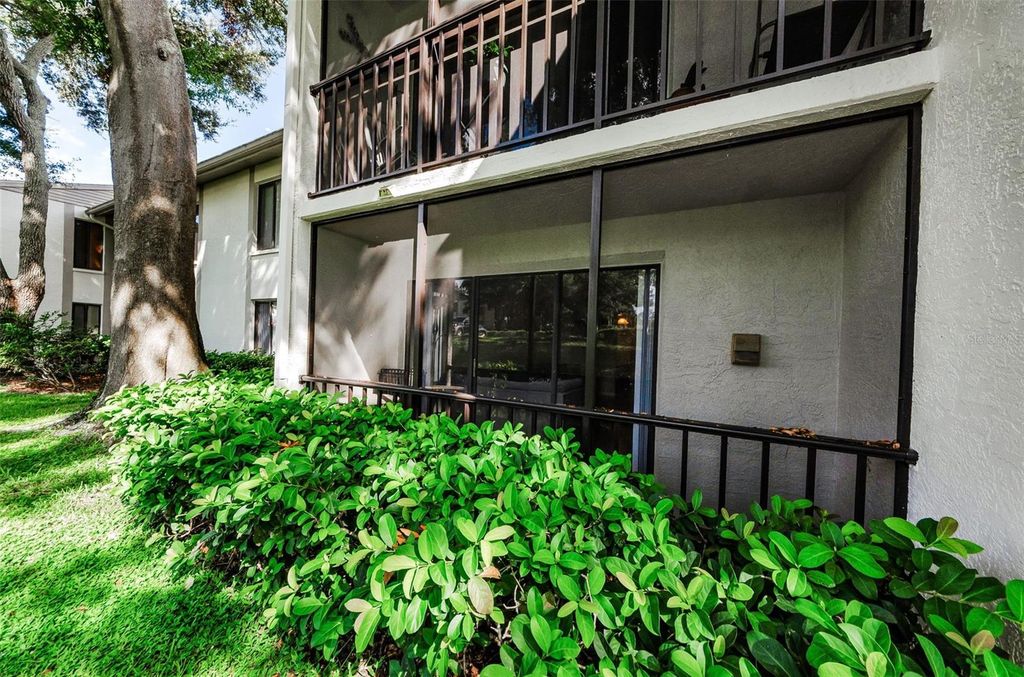 2575 PINE RIDGE WAY S E1, Palm Harbor, FL 34684