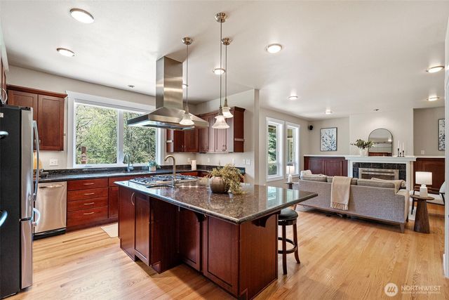 15325 Peacock Hill Avenue NW, Gig Harbor, WA 98332