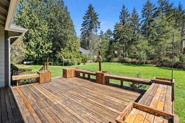 15325 Peacock Hill Avenue NW, Gig Harbor, WA 98332