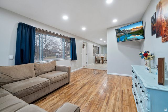 4269 S 2350 W, Roy, UT 84067