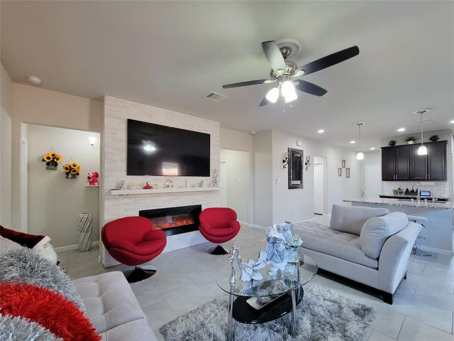 610 Autumn Flats Way, Rosharon, TX 77583