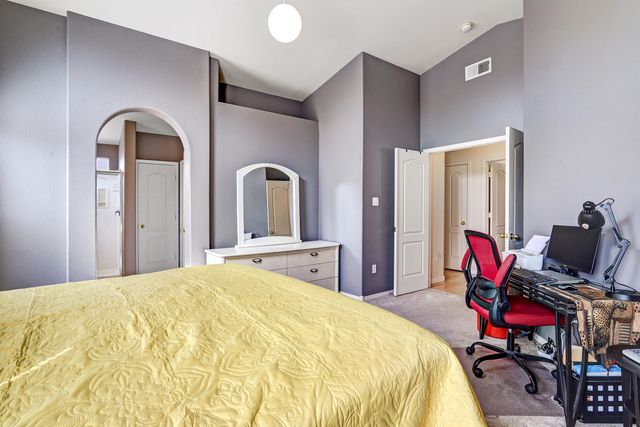 612 Playful Meadows Drive NE, Rio Rancho, NM 87144