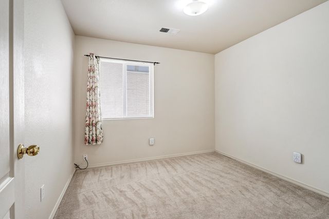 612 Playful Meadows Drive NE, Rio Rancho, NM 87144