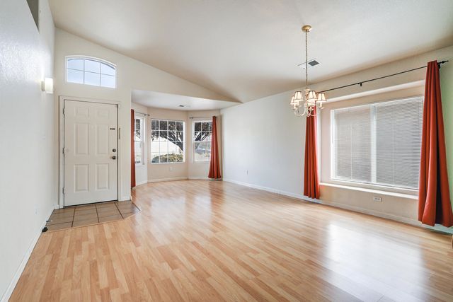 612 Playful Meadows Drive NE, Rio Rancho, NM 87144