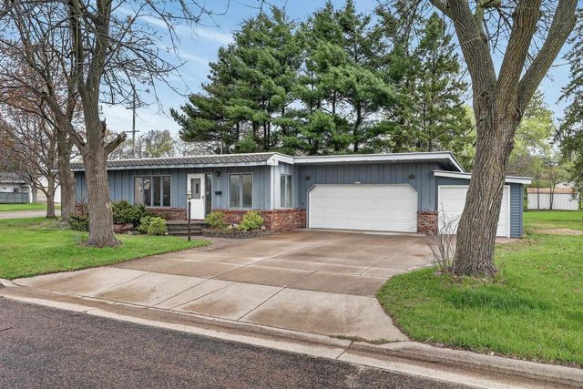 2011 OAK STREET, Wisconsin Rapids, WI 54494