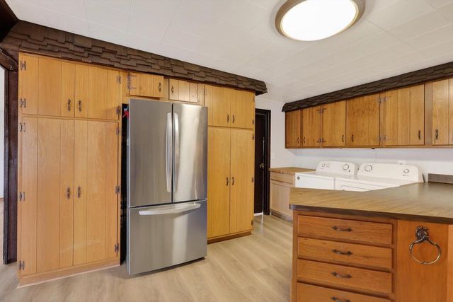 2011 OAK STREET, Wisconsin Rapids, WI 54494