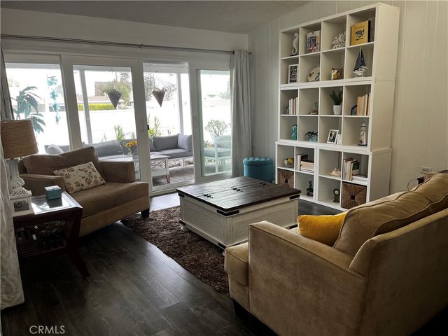 1842 Thunderbird Drive 1K, Seal Beach, CA 90740