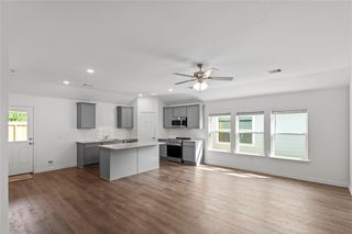 1880 Redwood Lane, Dayton, TX 77535