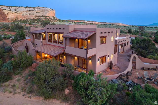 100 S JOE WILSON DR, Moab, UT 84532