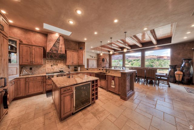 100 S JOE WILSON DR, Moab, UT 84532