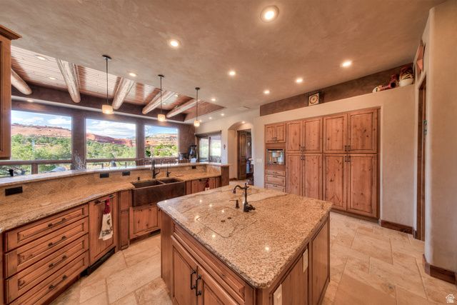 100 S JOE WILSON DR, Moab, UT 84532