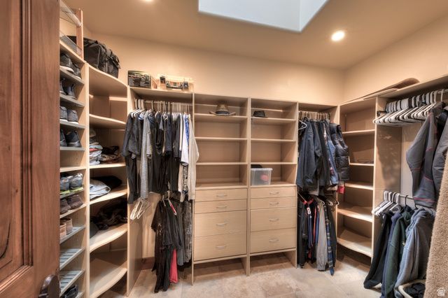 100 S JOE WILSON DR, Moab, UT 84532