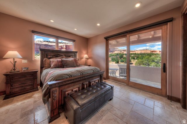 100 S JOE WILSON DR, Moab, UT 84532