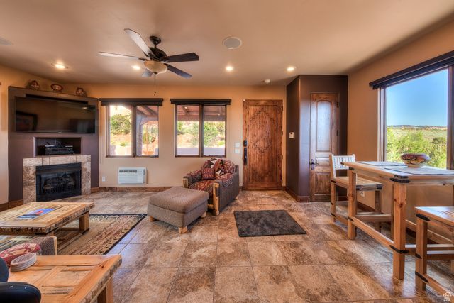 100 S JOE WILSON DR, Moab, UT 84532