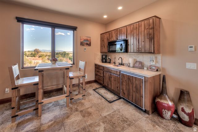 100 S JOE WILSON DR, Moab, UT 84532