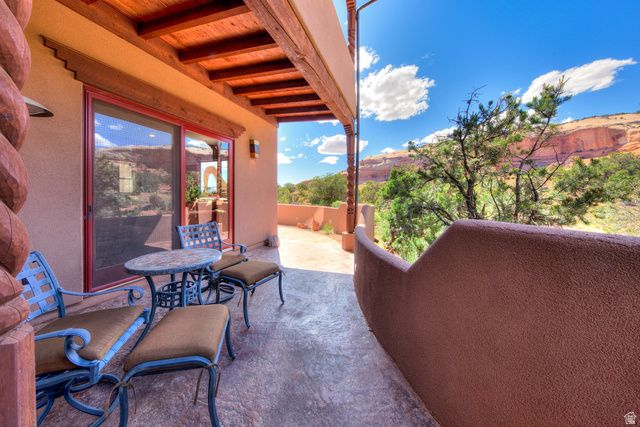 100 S JOE WILSON DR, Moab, UT 84532