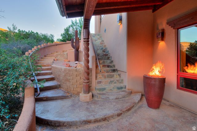 100 S JOE WILSON DR, Moab, UT 84532