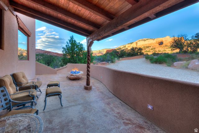 100 S JOE WILSON DR, Moab, UT 84532