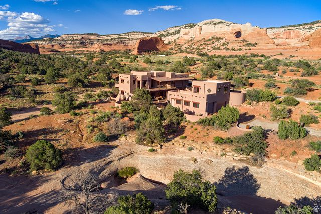 100 S JOE WILSON DR, Moab, UT 84532