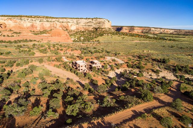 100 S JOE WILSON DR, Moab, UT 84532